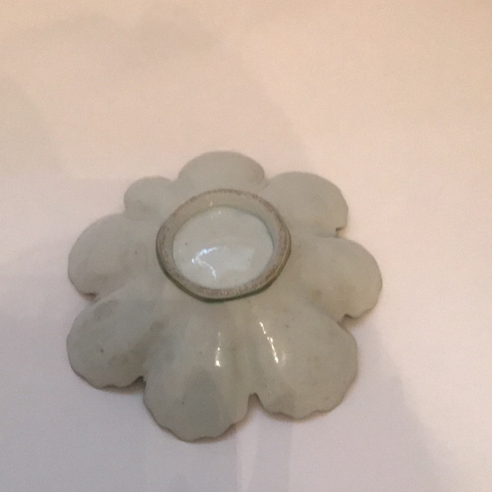 Plate - Picture 2 of 3